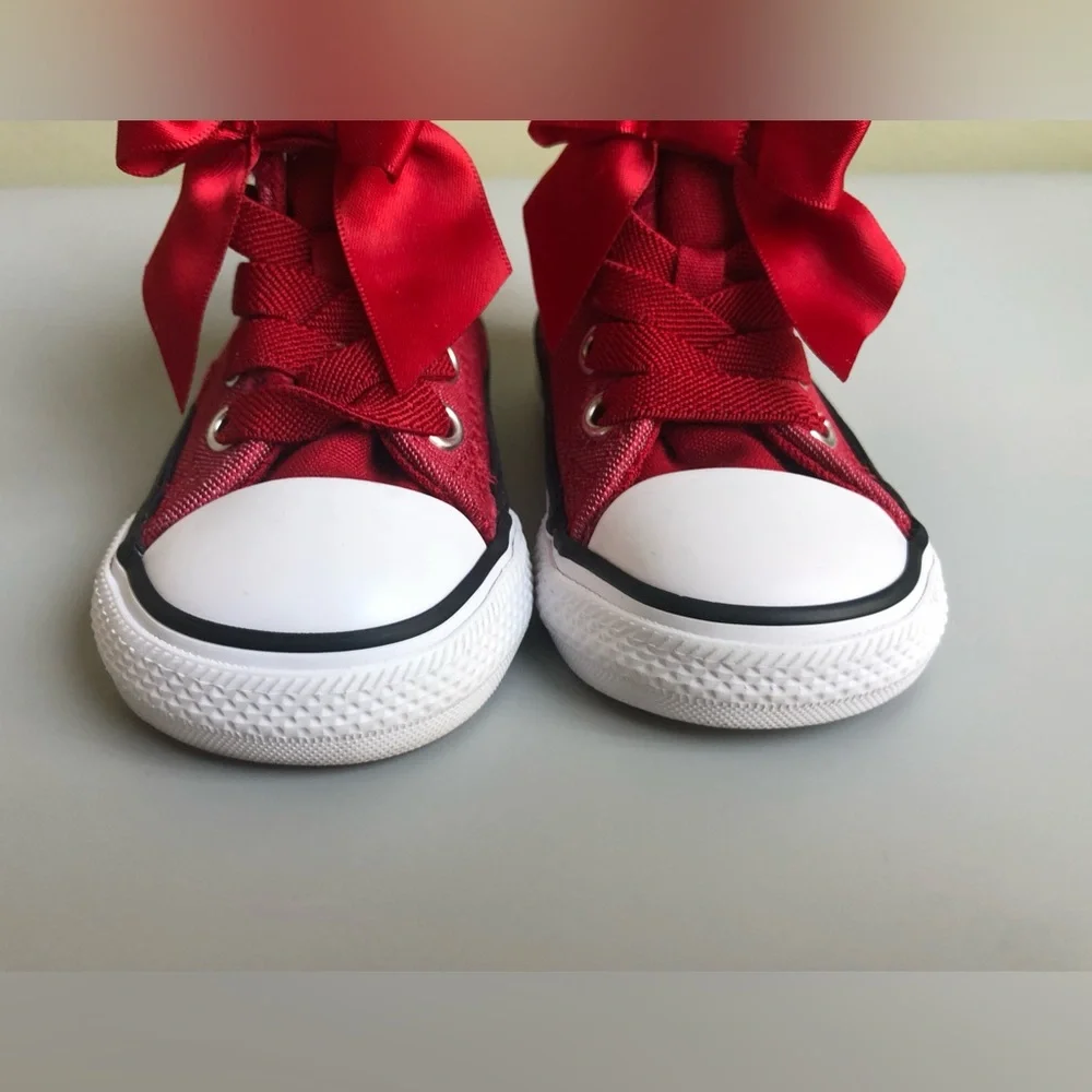 Converse Chuck Taylor All Star Bow Easy On High Top Sneaker Size: US Toddler 3C